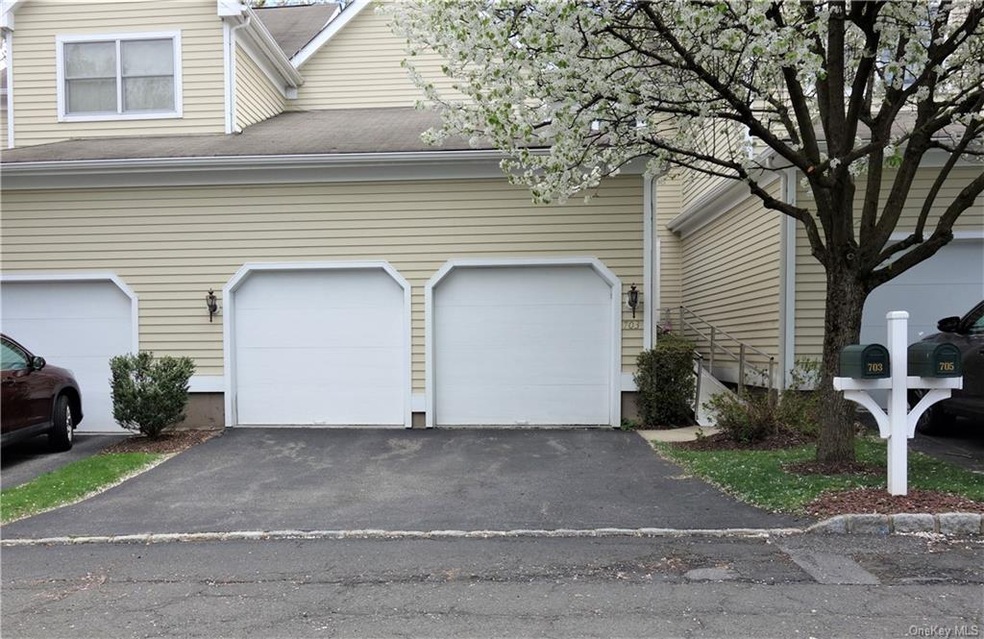 703 Pheasant Woods Rd, Briarcliff Manor, NY 10510 - photo 1