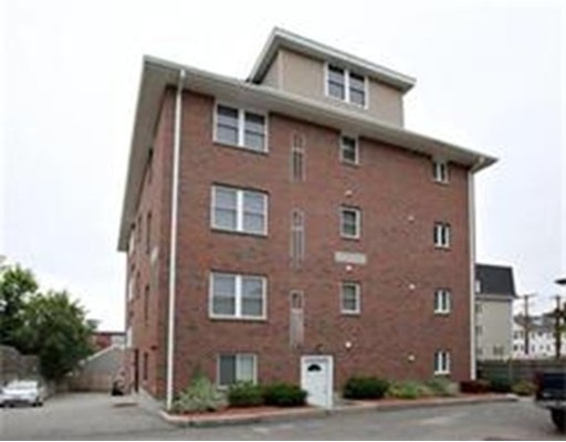 10 Middle St, Waltham, MA 02451 - photo 1