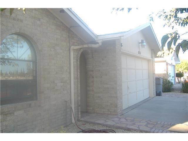 Exterior Front. 11185 Quintana Dr.