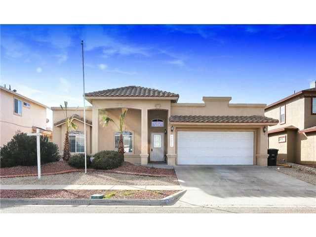 14244 Desert Sage Dr, Horizon City, TX 79928 - photo 1
