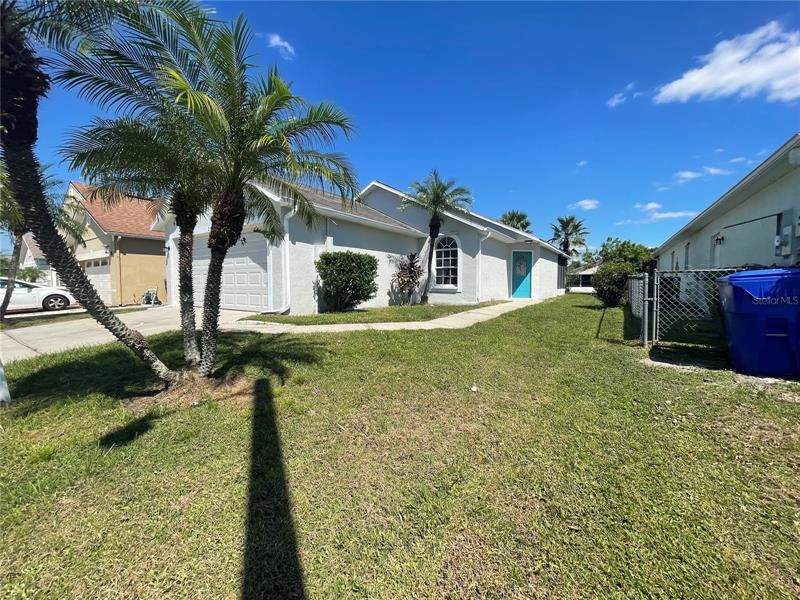 2321 Flamingo Lakes Dr, Kissimmee, FL 34743 - photo 1