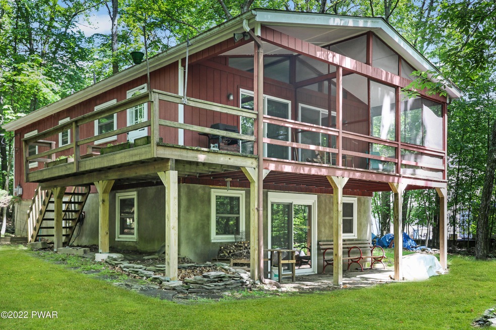 158 Bayberry Dr, Milford, PA 18337 - photo 1