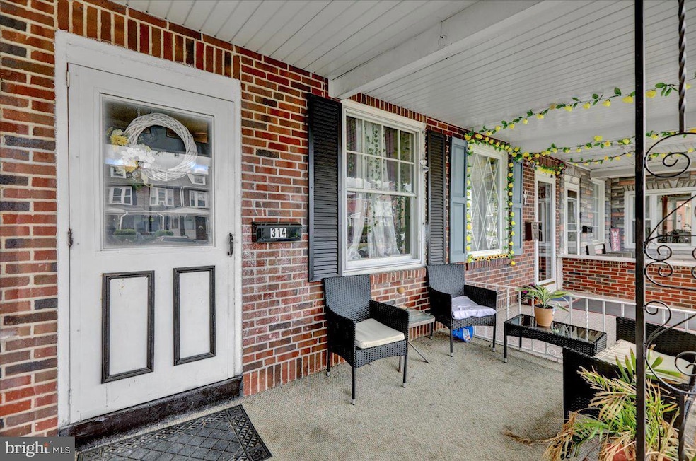 314 Summit Ave, West Reading, PA 19611 - photo 1