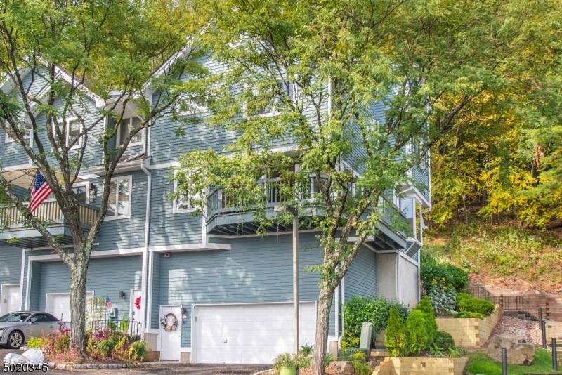 51 Skyview Terrace unit 7F, Clifton, NJ 07013 - photo 1