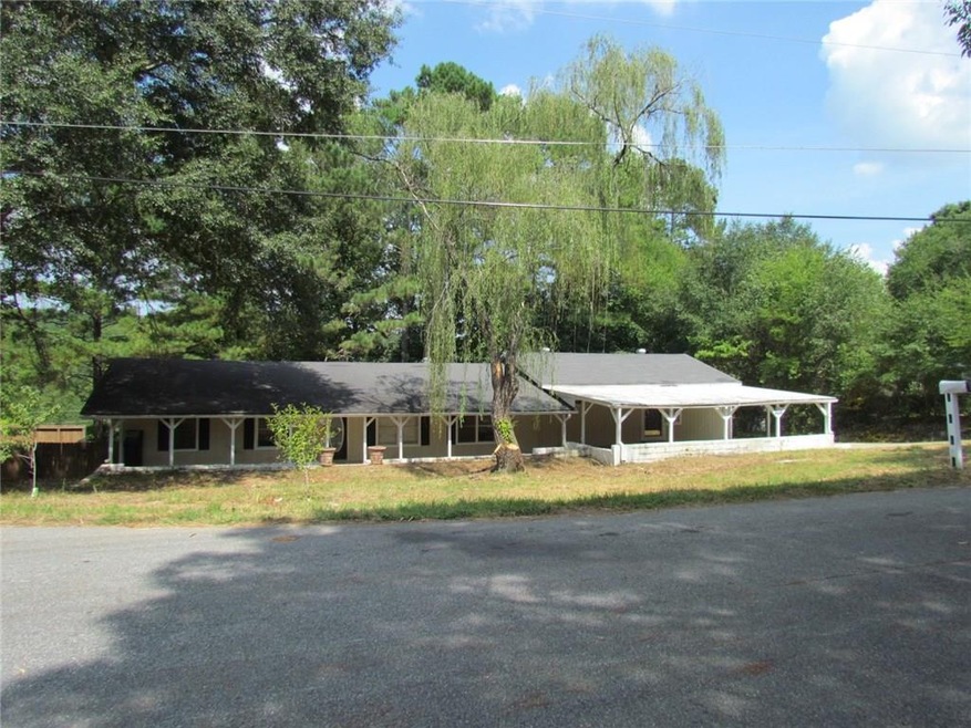 123 Ridgeway Court SE   Acworth, Ga. 30101