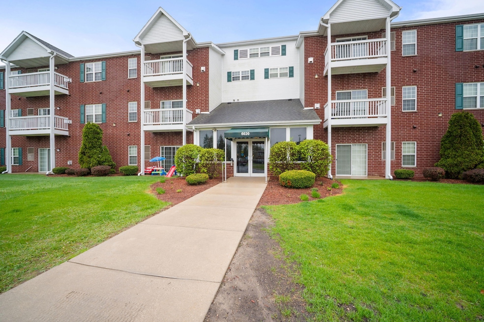 6020 S Buckhorn
