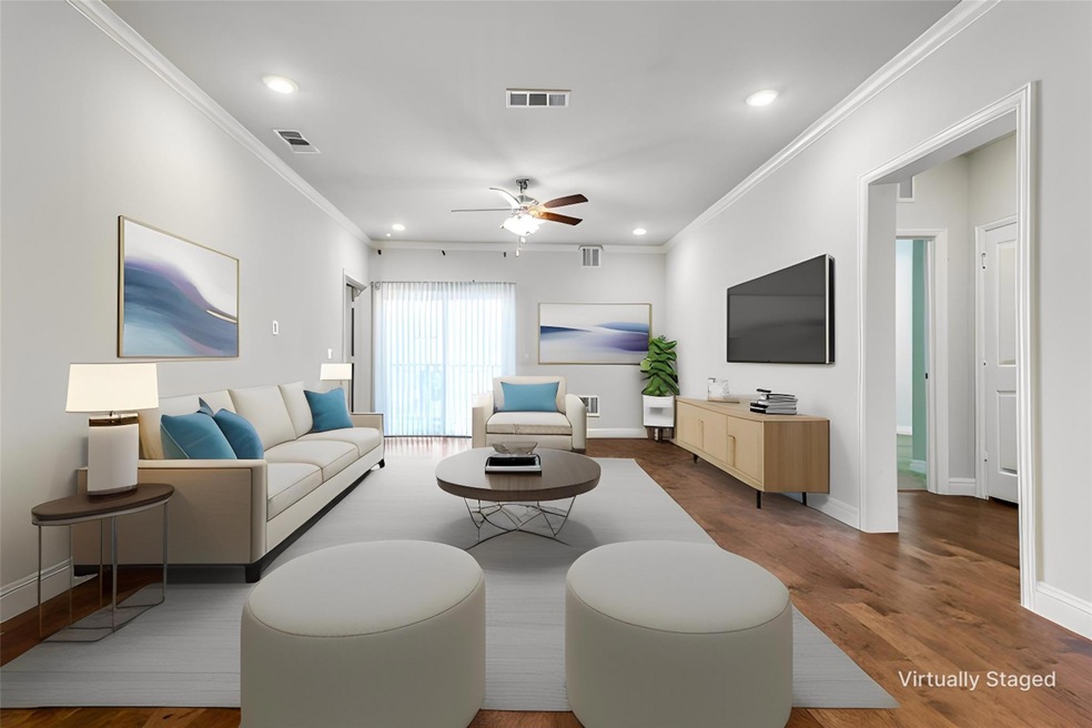 Living Room - virtually staged