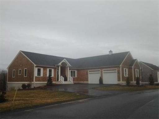 4 Royal Way, South Dartmouth, MA 02748 - photo 1