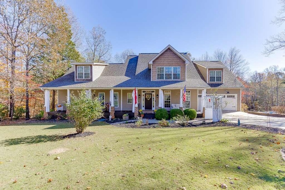 Sold $572,000 • Co-Listing Agent