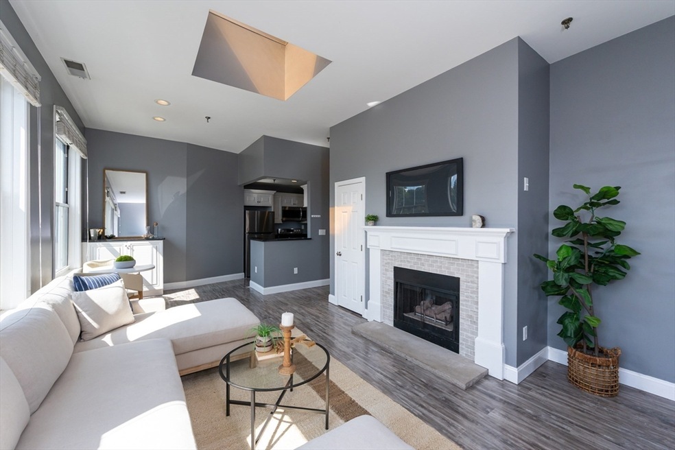 80 Wingate St unit 4F, Haverhill, MA 01832 - photo 1