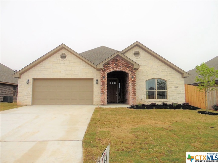 2807 Crystal Ann Dr, Temple, TX 76502 - photo 1