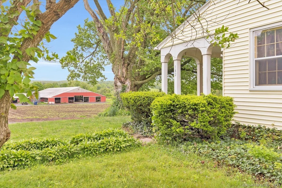 148 Wallingford Rd, Durham, CT 06422 - photo 1