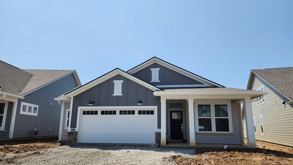 OT 724 Front Exterior