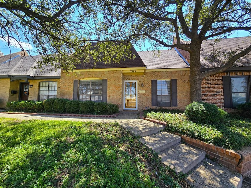 705 Melton Aly, Midland, TX 79705 - photo 1