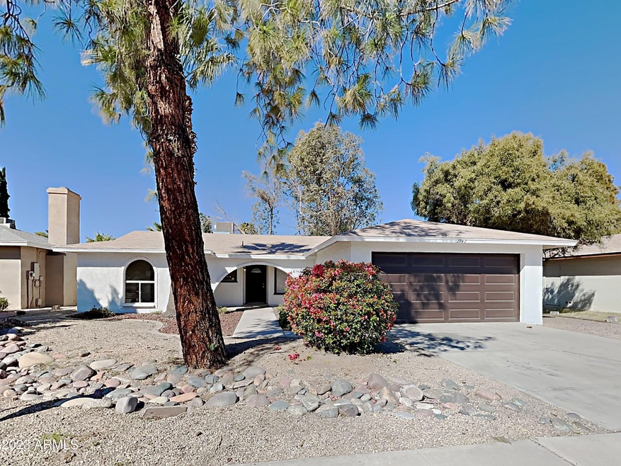 2742 S Las Flores, Mesa, AZ 85202 - photo 1