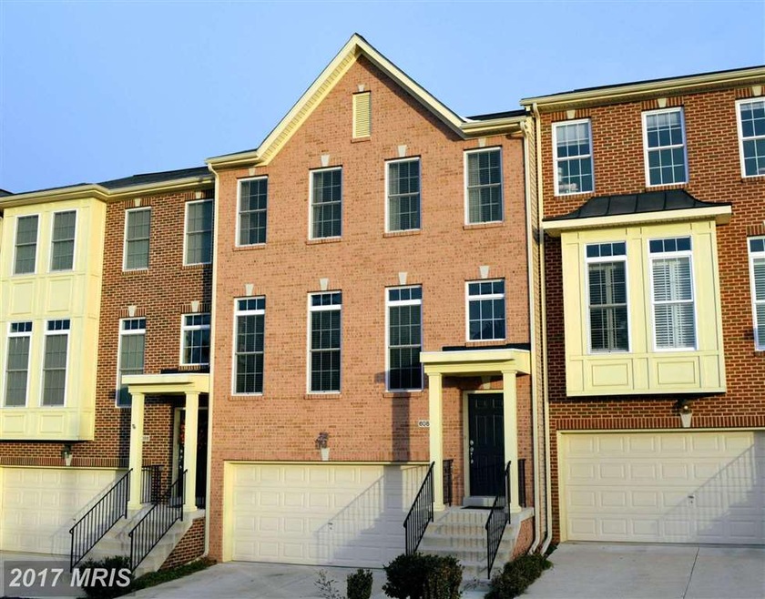 6084 Madison Park Dr, Falls Church, VA 22041 - photo 1