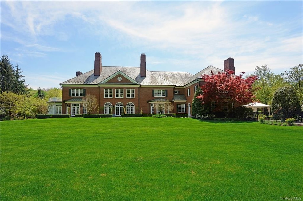 5 Stoneleigh Manor Ln, Purchase, NY 10577 - photo 1