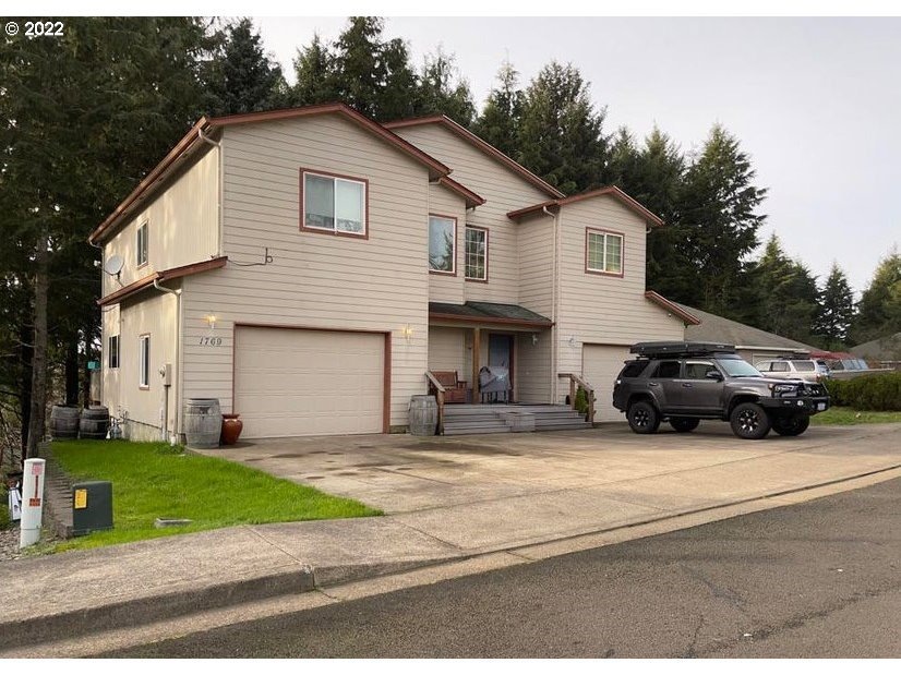 1767 SE Mast Ave, Lincoln City, OR 97367 - photo 1