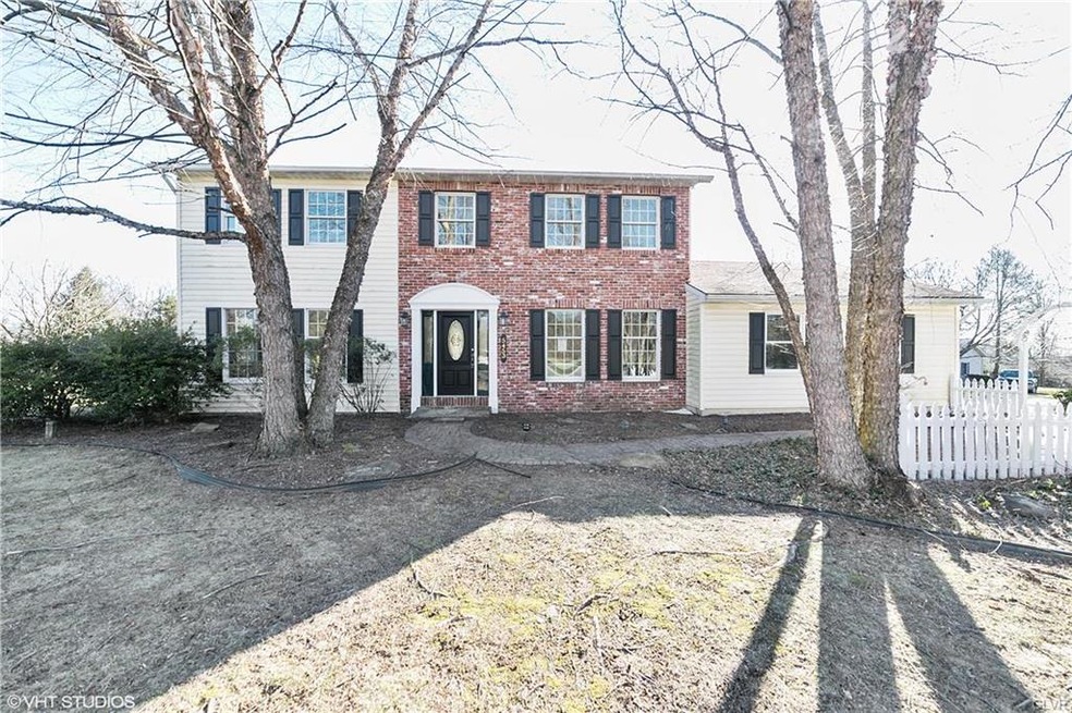 5453 Applebutter Hill Rd, Coopersburg, PA 18036 - photo 1