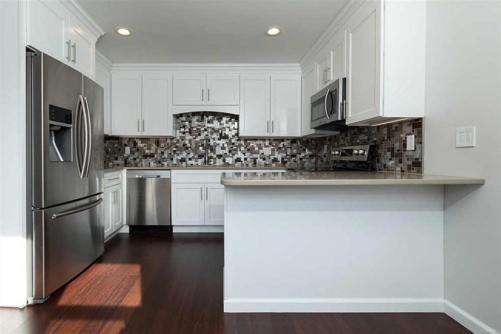 20 White Gate Rd unit L, Wappingers Falls, NY 12590 - photo 1