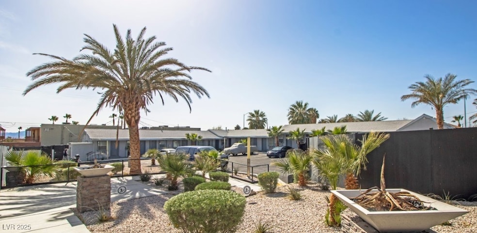 1401 E Carson Ave unit 3, Las Vegas, NV 89101 - photo 1