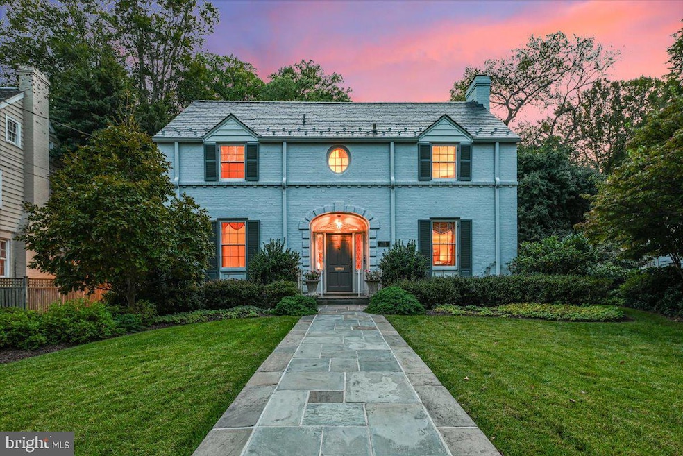 7106 Meadow Ln, Chevy Chase, MD 20815 - photo 1