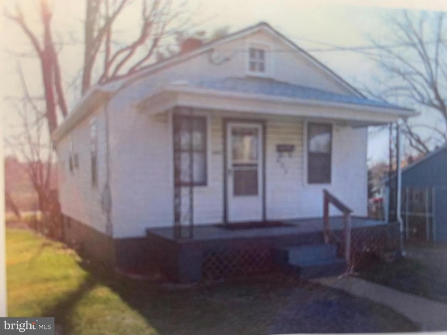 207 W 5th Ave, Ranson, WV 25438 - photo 1