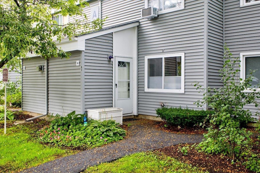 A5 Grandview Dr, South Burlington, VT 05403 - photo 1