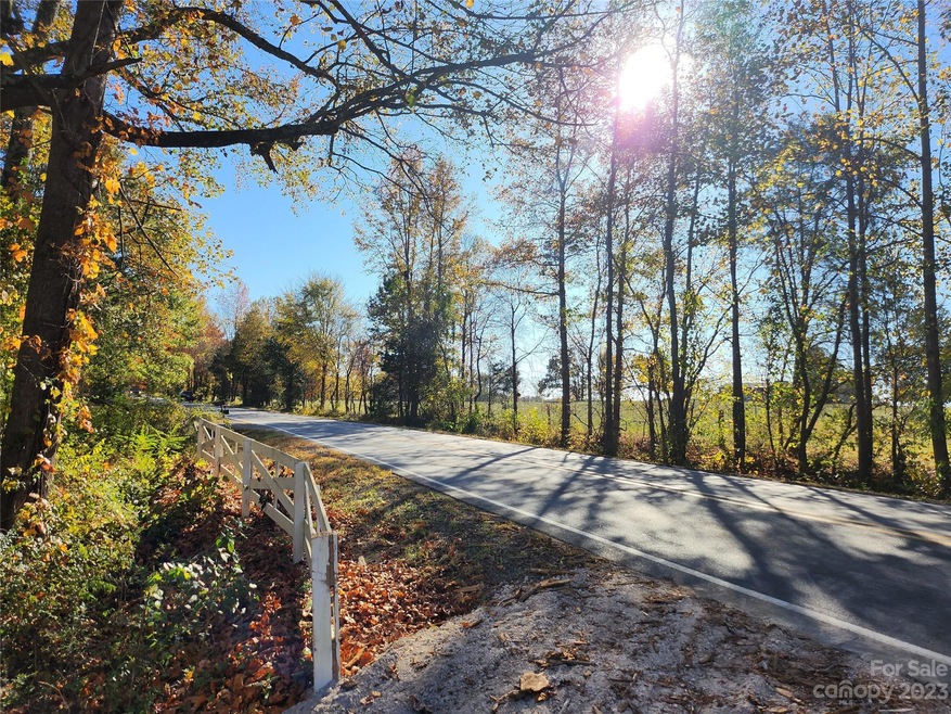 605 Shiloh Rd, Statesville, NC 28677 - photo 1