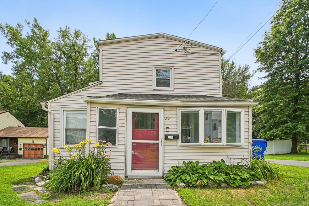 27 Gilbert Ave, Bloomfield, CT 06002 - photo 1