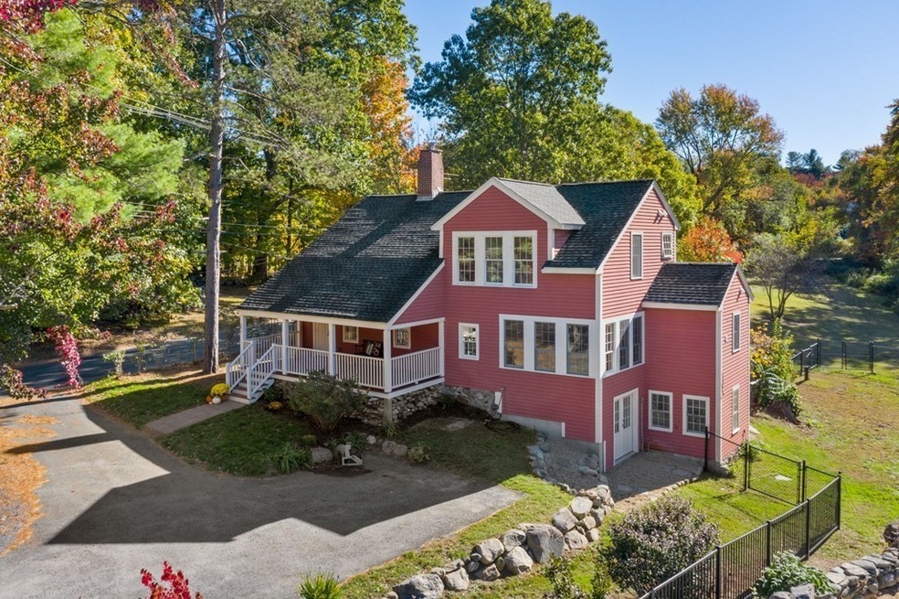 277 Chestnut St, Hudson, MA 01749 - photo 1