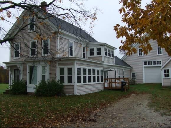 1140 Salmon Falls Rd, Rochester, NH 03868 - photo 1