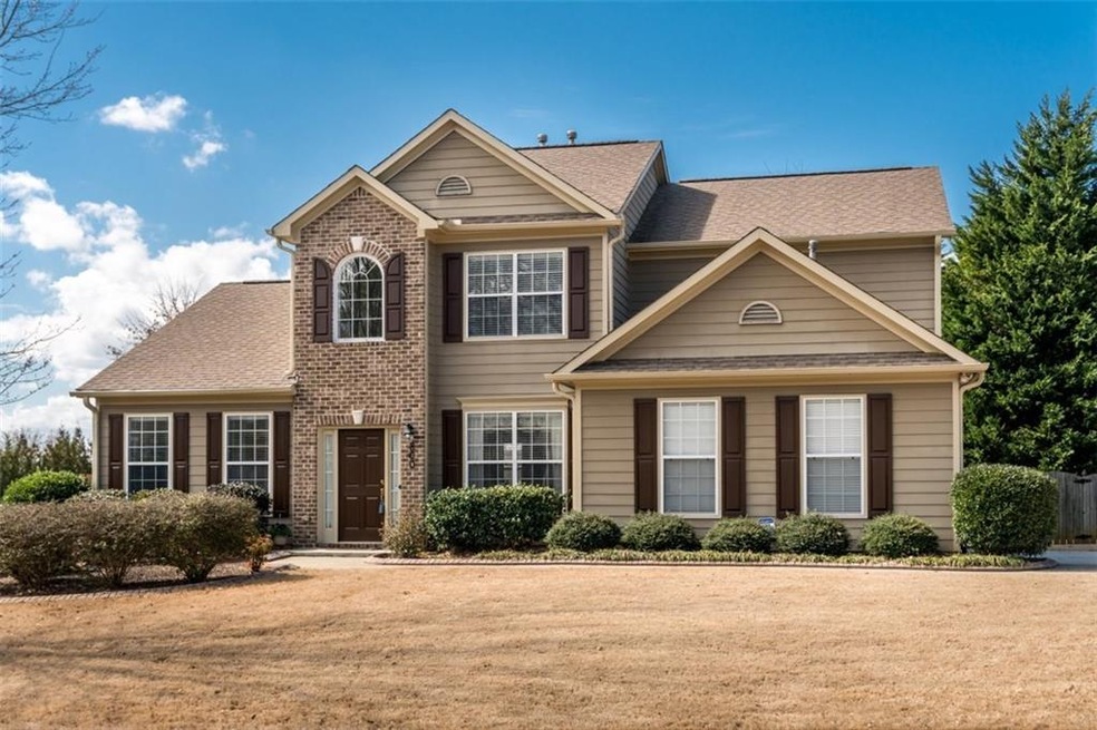BEAUTIFUL FOUR BEDROOM IN SOUGHT AFTER FOREST CREE
