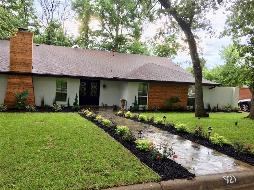 921 Edgecliff Dr, Bedford, TX 76022 - photo 1