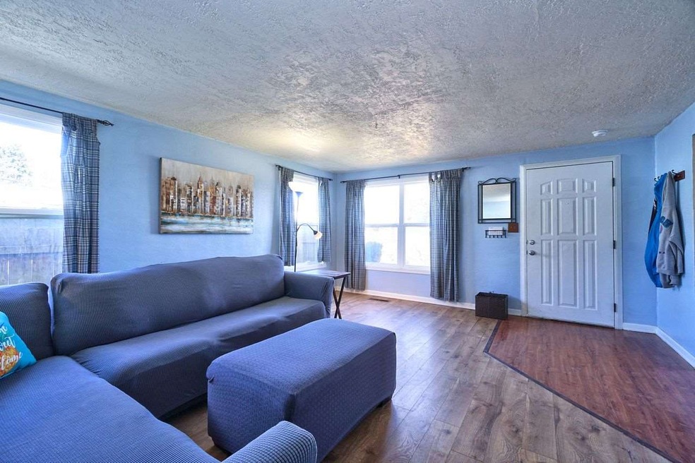 275 S View Place S, Salem, OR 97302 - photo 1