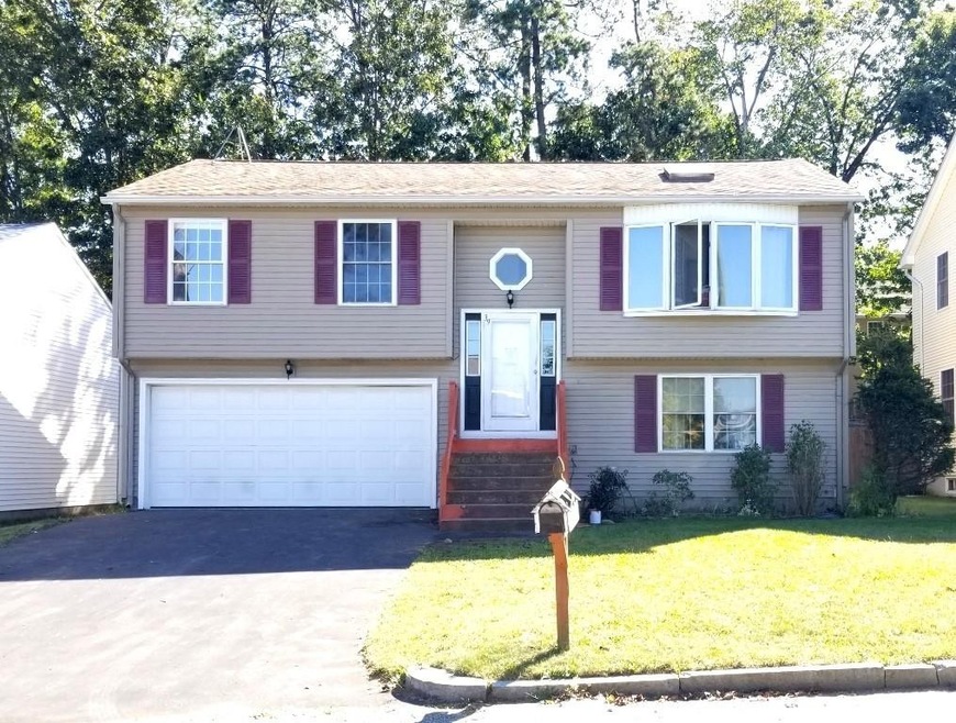 39 Ferris St, Indian Orchard, MA 01151 - photo 1