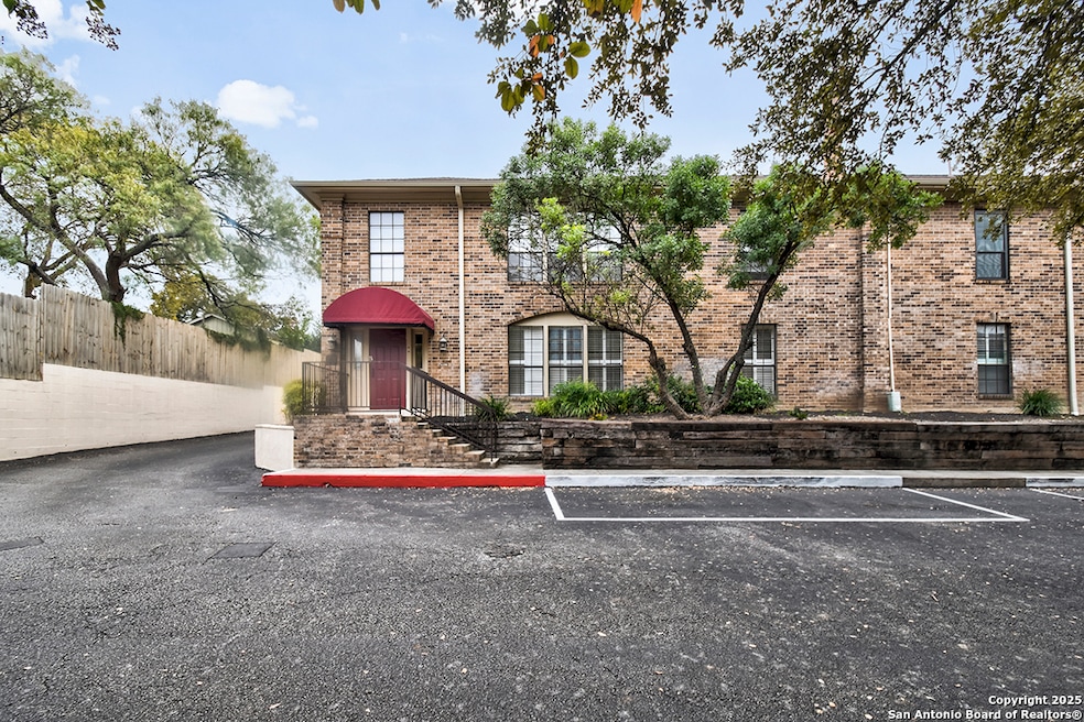 7926 Broadway St unit 402, San Antonio, TX 78209 - photo 1
