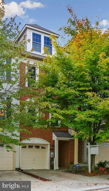 10821 Will Painter Dr, Owings Mills, MD 21117 - photo 1