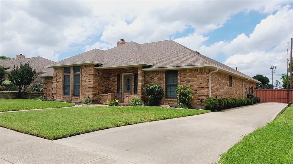 2328 Ridgewood, Bedford, TX 76021 - photo 1