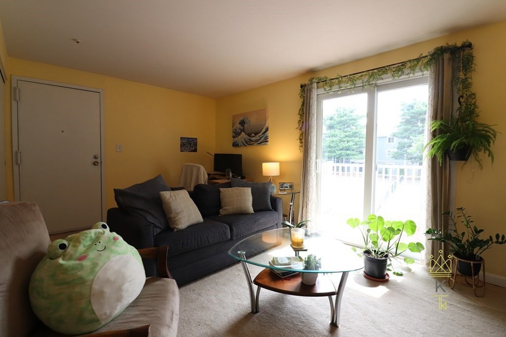 5 Silver Hill Ln unit 8, Natick, MA 01760 - photo 1