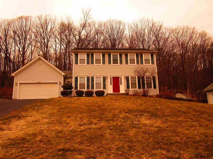 28 Rose Ln, Rensselaer, NY 12144 - photo 1