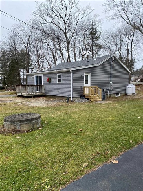 11 East Ln, Sandown, NH 03873 - photo 1