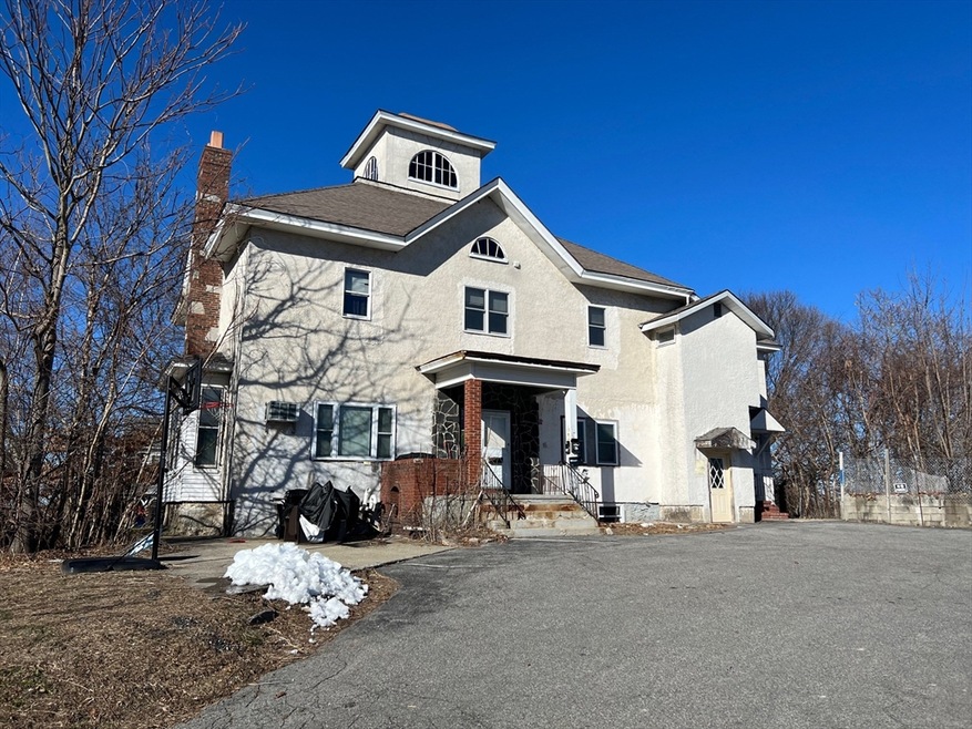 350 S Broadway unit 2, Lawrence, MA 01843 - photo 1