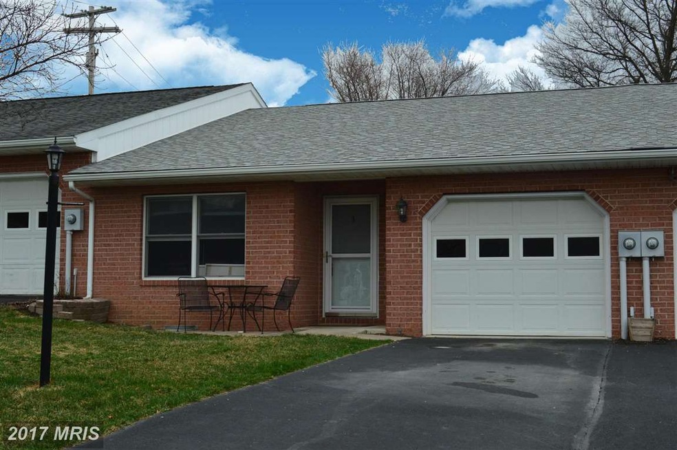 3 Orndorff Dr, Smithsburg, MD 21783 - photo 1