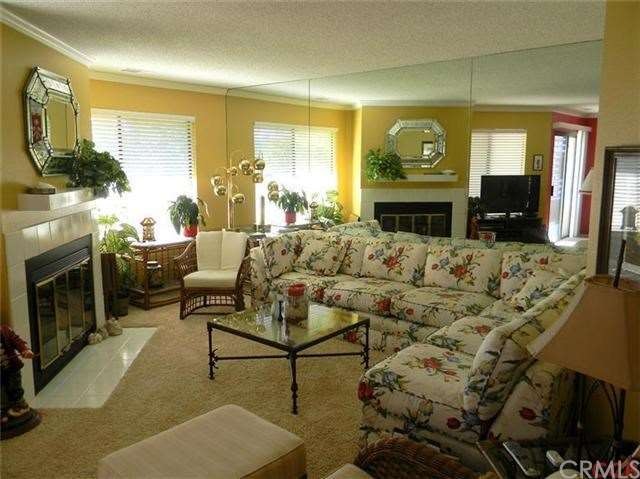 This home is fully furnished with just a few piece