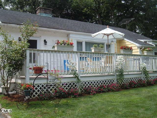 35 Tally Ho Ln, Stamford, CT 06905 - photo 1