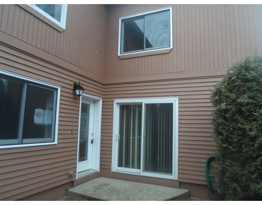 8 Crowns Way unit 8, Uxbridge, MA 01569 - photo 1