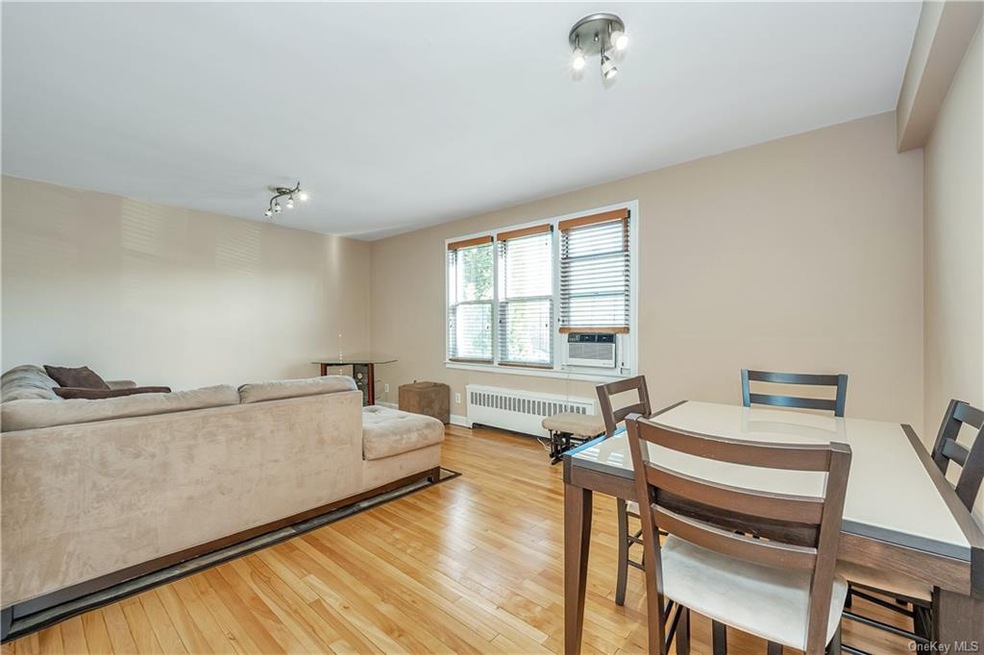 8 Stokes Rd unit 1B, Yonkers, NY 10710 - photo 1