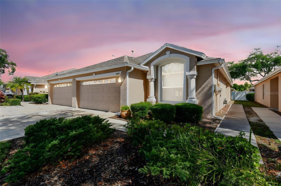 31434 Shaker Cir, Wesley Chapel, FL 33543 - photo 1