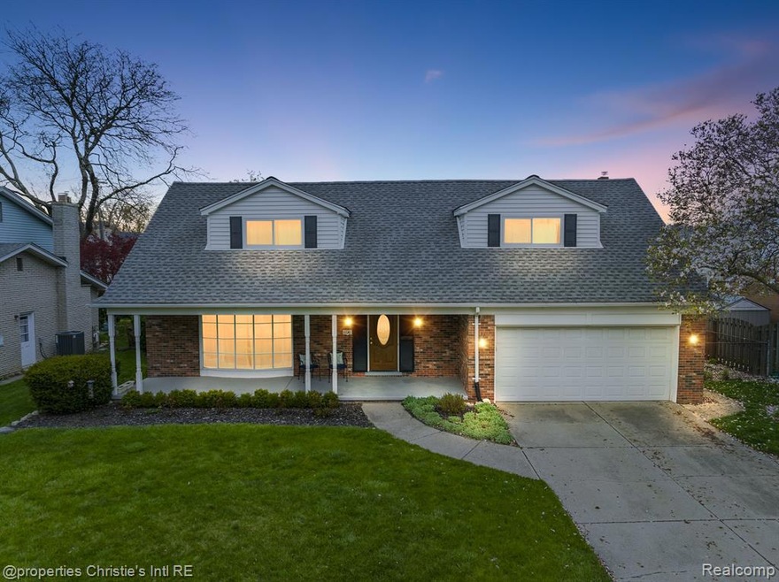 696 Blairmoor Ct!